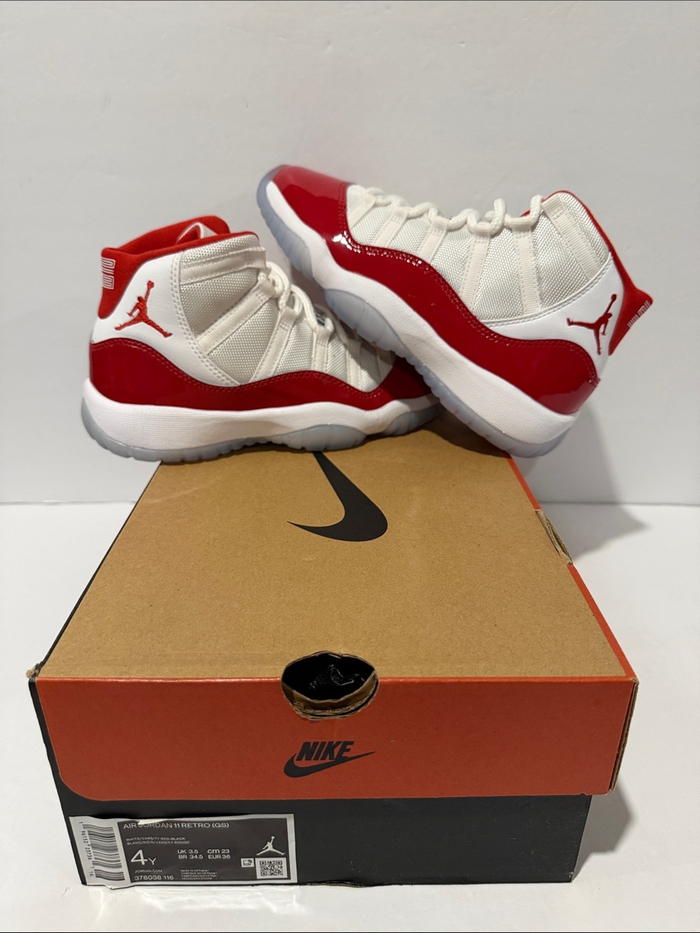 Air Jordan Retro 11 'Cherry' (GS) Sz: 4 (378038-116)